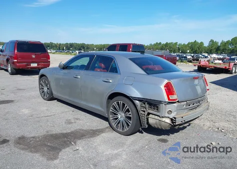 2013 Chrysler 300 300S из США, поврежденный, VIN 2C3CCABT3DH698580